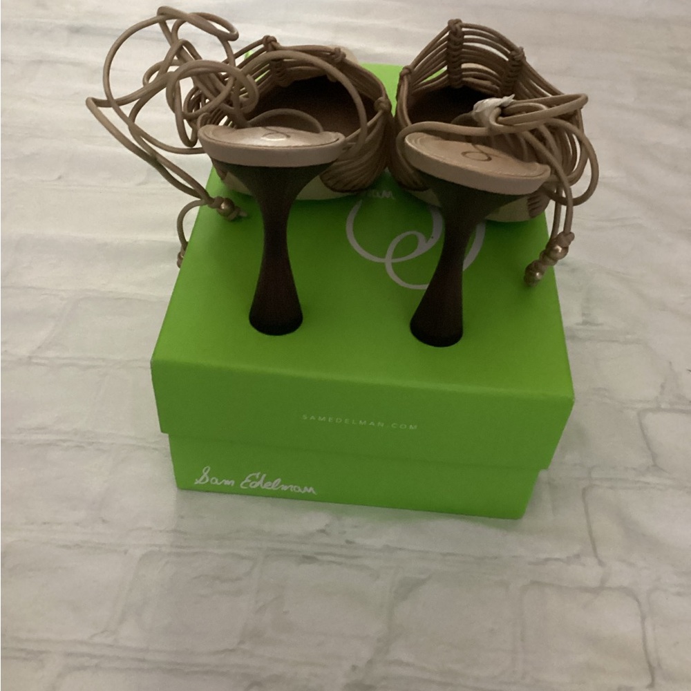 SAM ELDELMAN Woven Pointed-Toe Lace-Up Mules in Beige - Picture 3 of 6